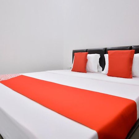 Hotel O White Solitaire Ludhiana Exterior foto